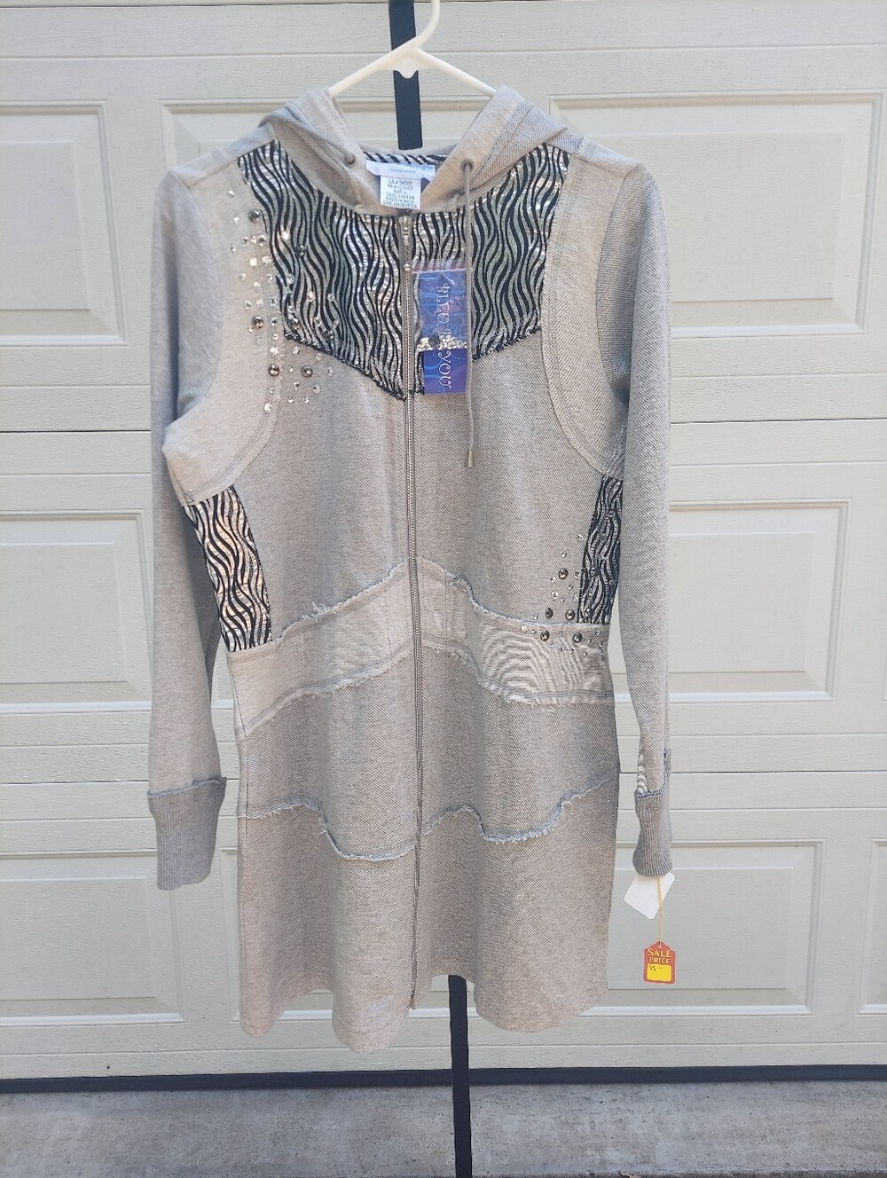 NWT BLEU BAYOU ZIP HOODIE
